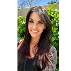 Meet your Posher, Samantha